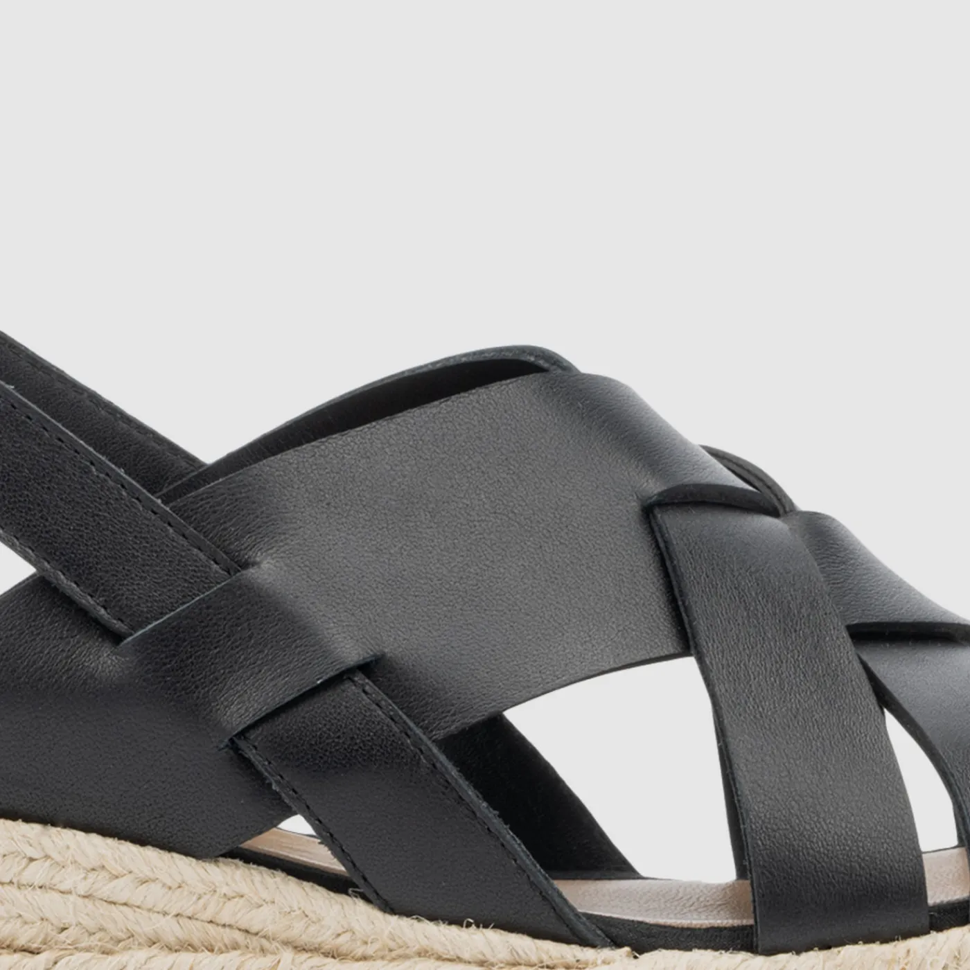 Sandals*Aquatalia Amaya Black