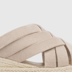 Sandals*Aquatalia Aura Shell