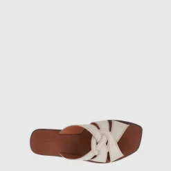 Sandals*Aquatalia Belissa Soft beige