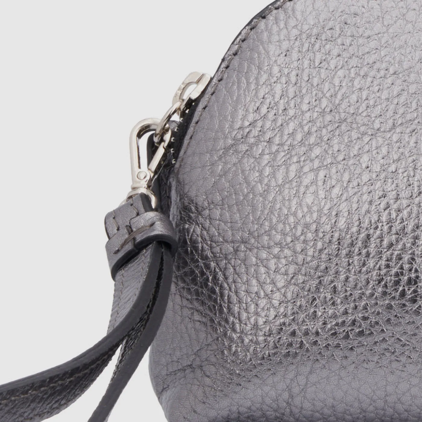Accessories*Aquatalia Medium Zip Wristlet Silver