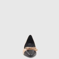 Heels*Aquatalia Palica Almond black