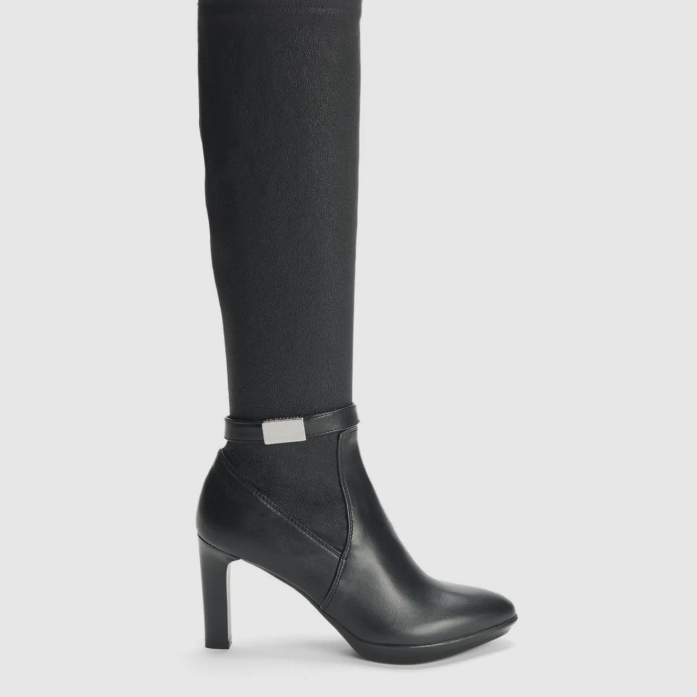 Boots*Aquatalia Romina Black