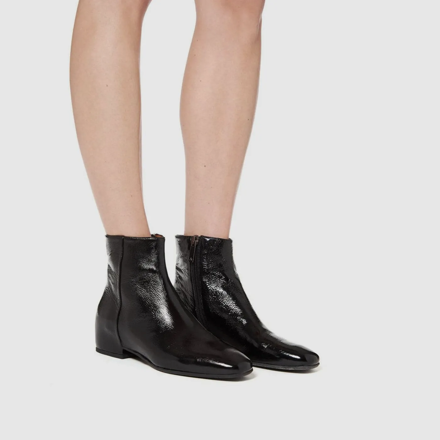 Boots*Aquatalia Ulyssa Black patent
